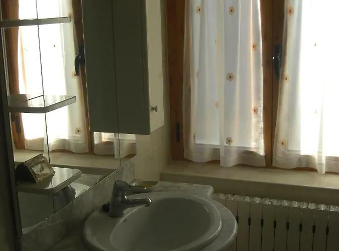 Vivienda Lanzon Semesterbostad Salinas de Bielsa